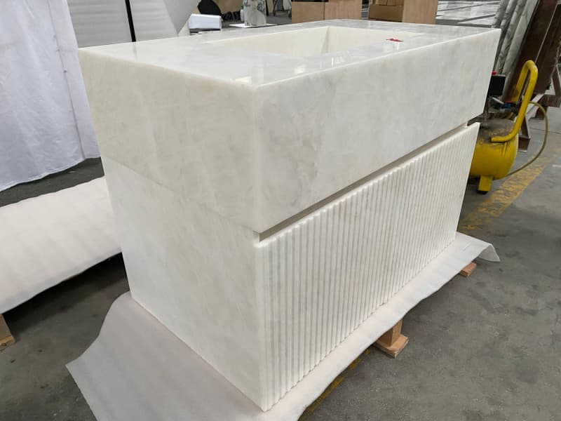 Brazil White Crystal Customized Cabinet