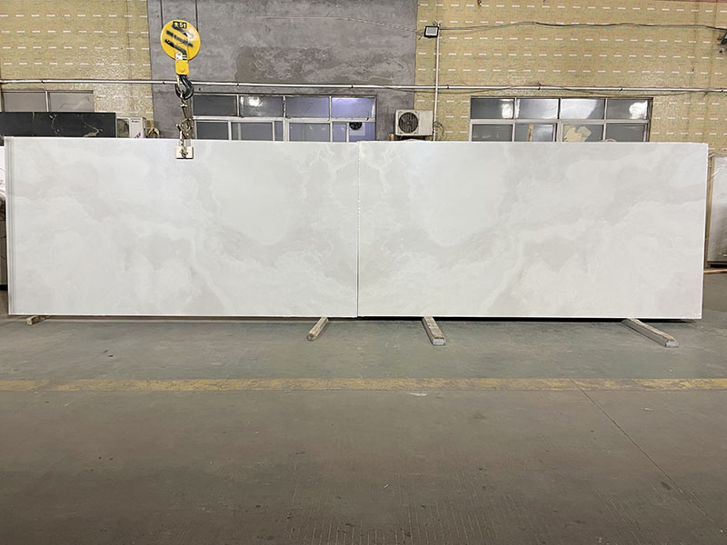 Jade like 3D printed quartz