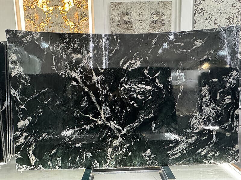 Emerald Green Quartzite Slabs
