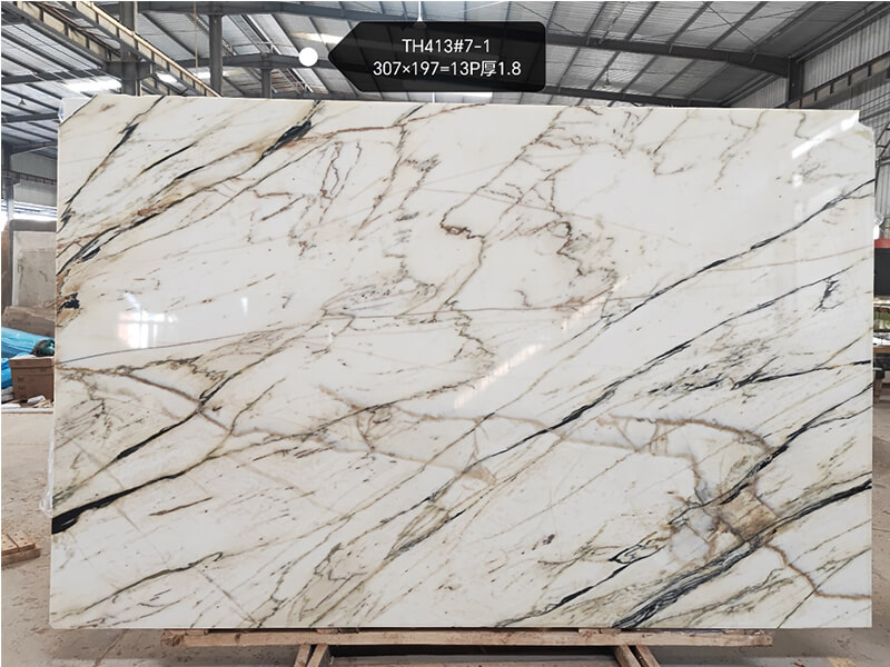 Chinese Calacatta White Marble Slabs