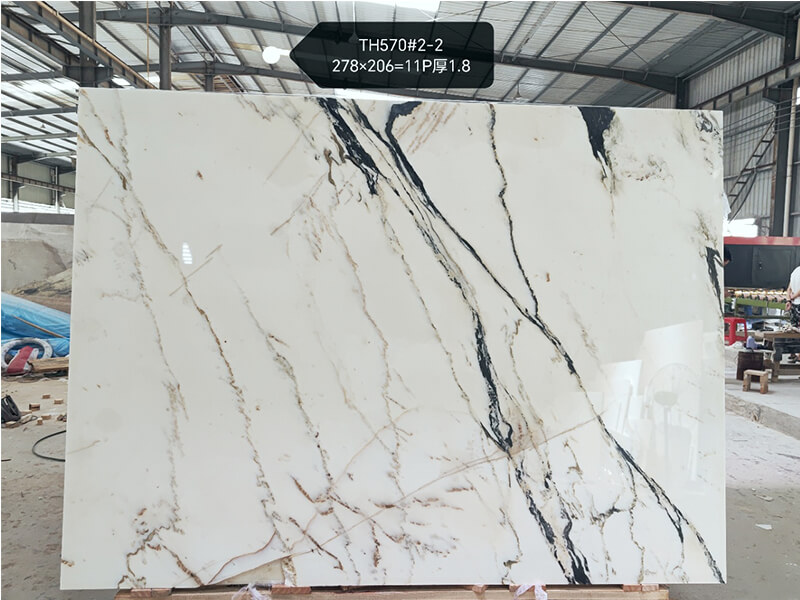 Chinese Calacatta White Marble Slabs