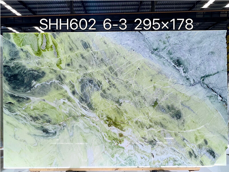 Cristallo Tiffany Quartzite Polished Slabs