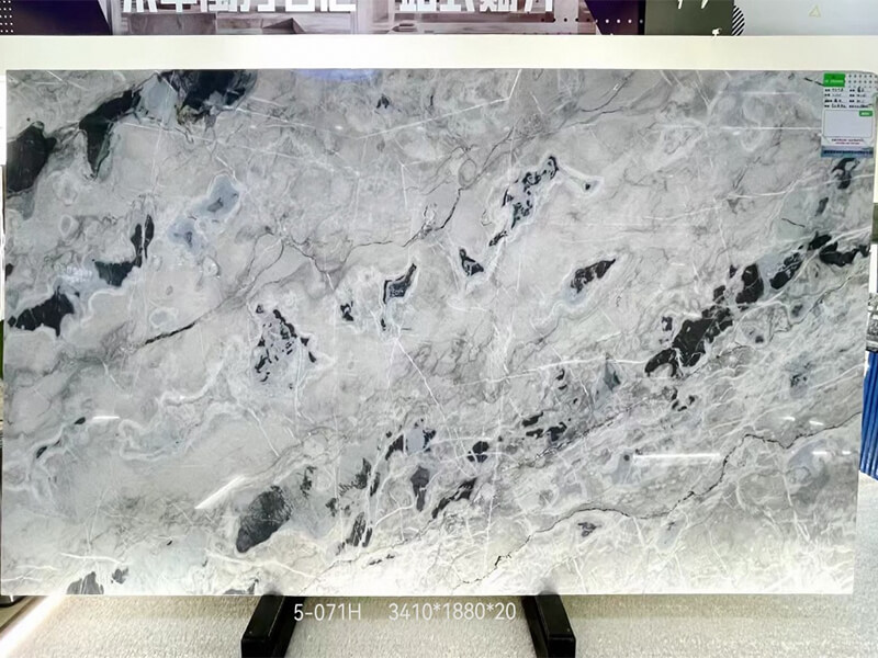 Arctic Ocean Quartzite
